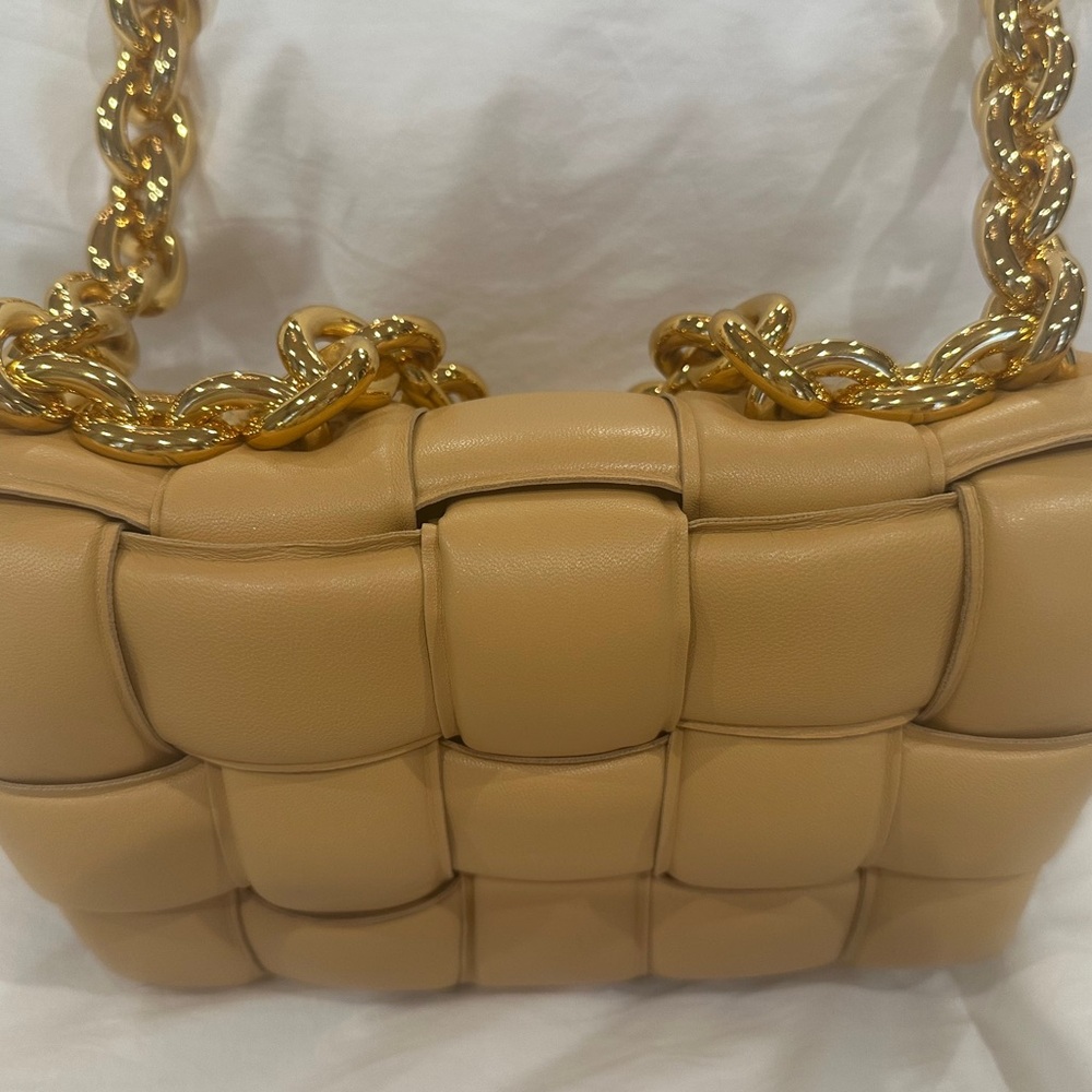 Bottega Veneta Padded Cassette Shoulder Bag in Beige with Gold Chain - Picture 8 of 14